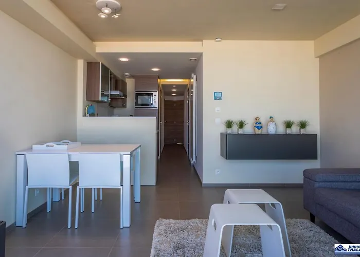 Апартаменты Alexy 0201 - 2 Bedrooms 4p - Sea View - Cosy And Comfy Коксейде