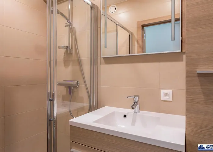 Апартаменты Alexy 0201 - 2 Bedrooms 4p - Sea View - Cosy And Comfy Коксейде